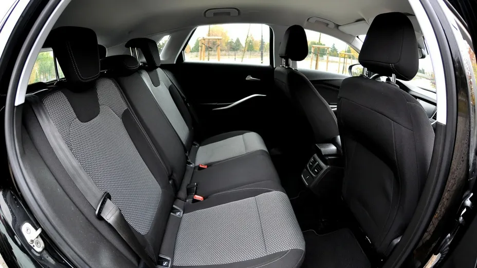 OPEL Grandland X -
