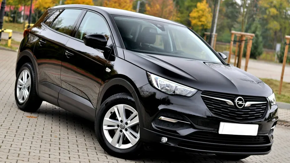 OPEL Grandland X -