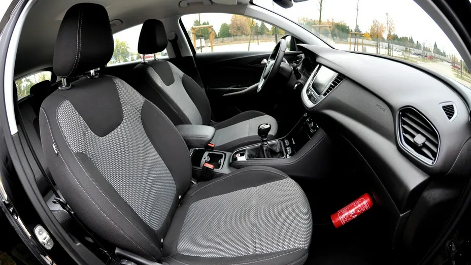 OPEL Grandland X -
