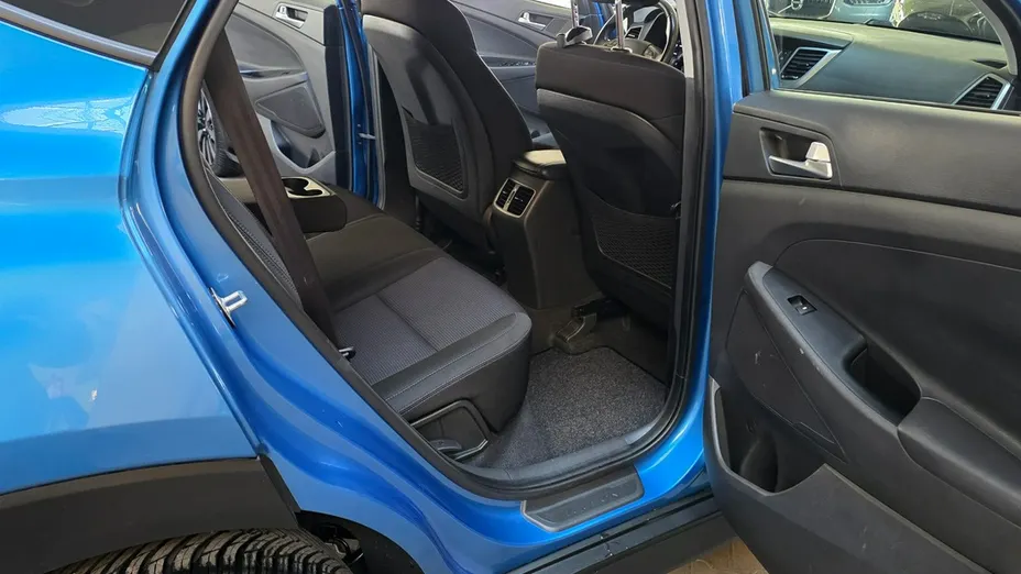 HYUNDAI Tucson -