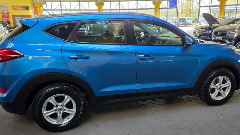 HYUNDAI Tucson -