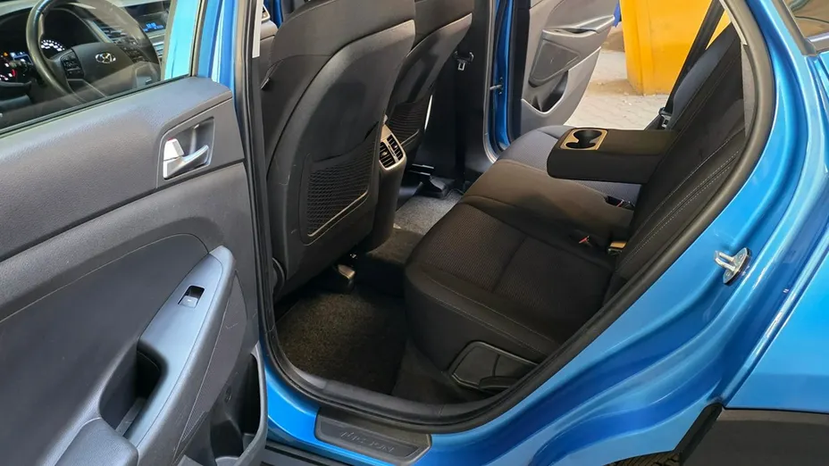 HYUNDAI Tucson -