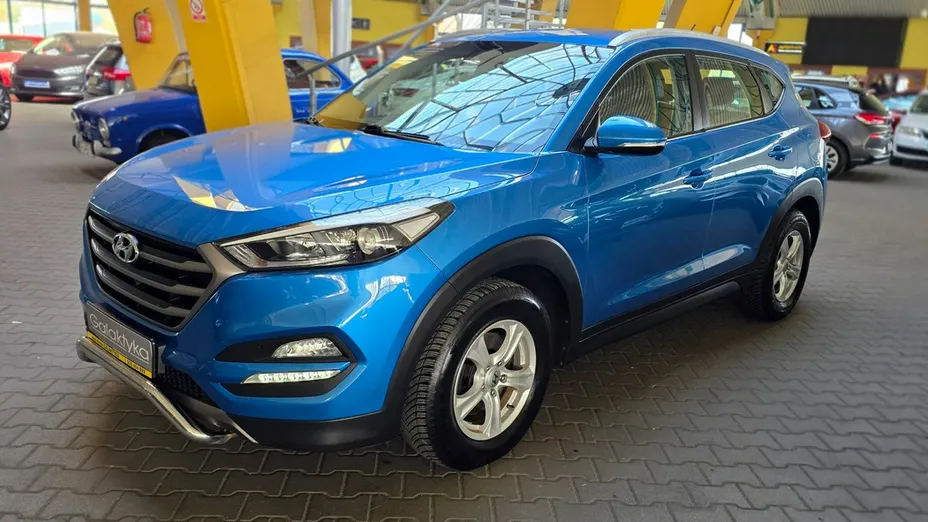 HYUNDAI Tucson -