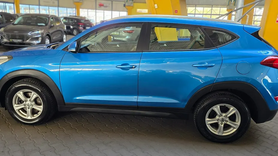 HYUNDAI Tucson -