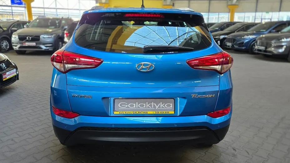 HYUNDAI Tucson -
