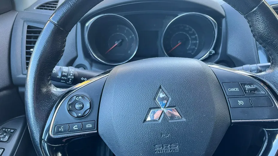 MITSUBISHI ASX -