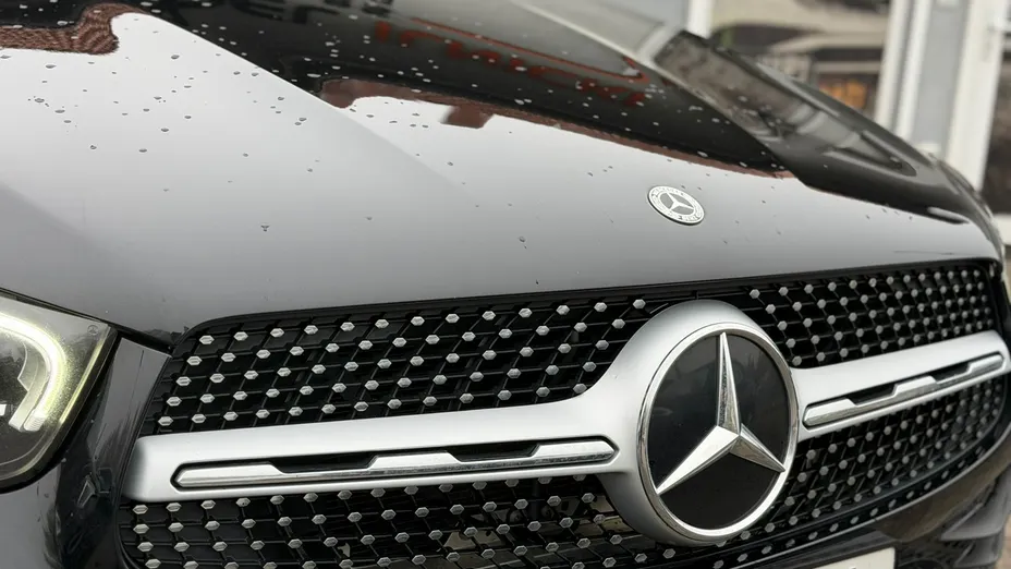 MERCEDES-BENZ GLC -