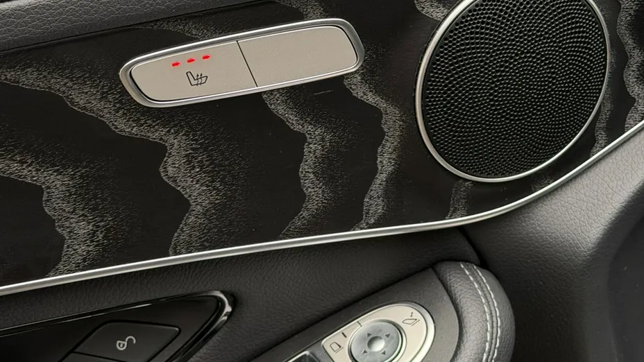 MERCEDES-BENZ GLC -