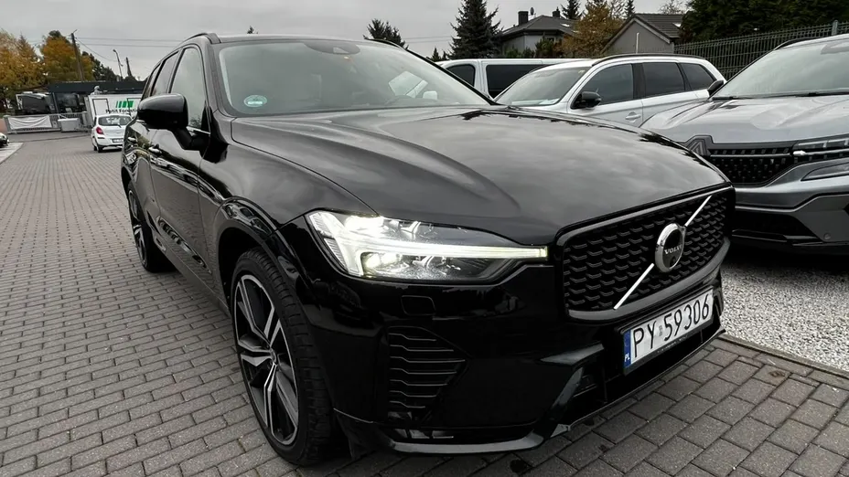 VOLVO XC60 -