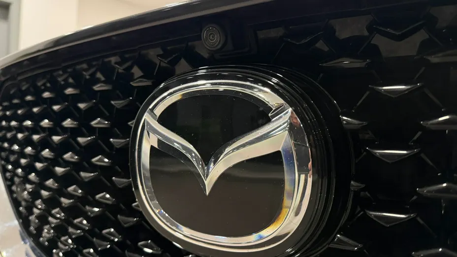 MAZDA CX-30 -