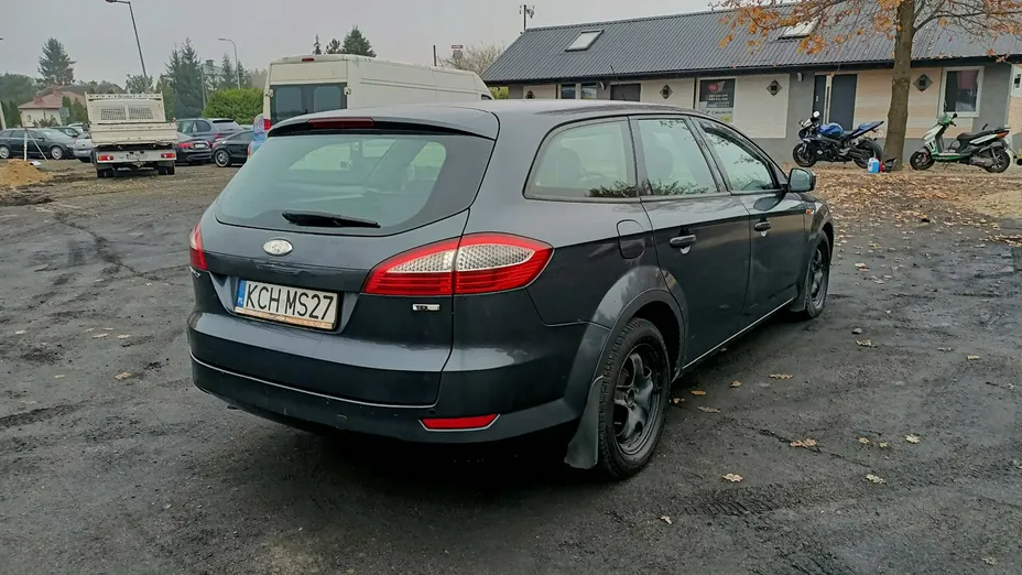 FORD Mondeo -
