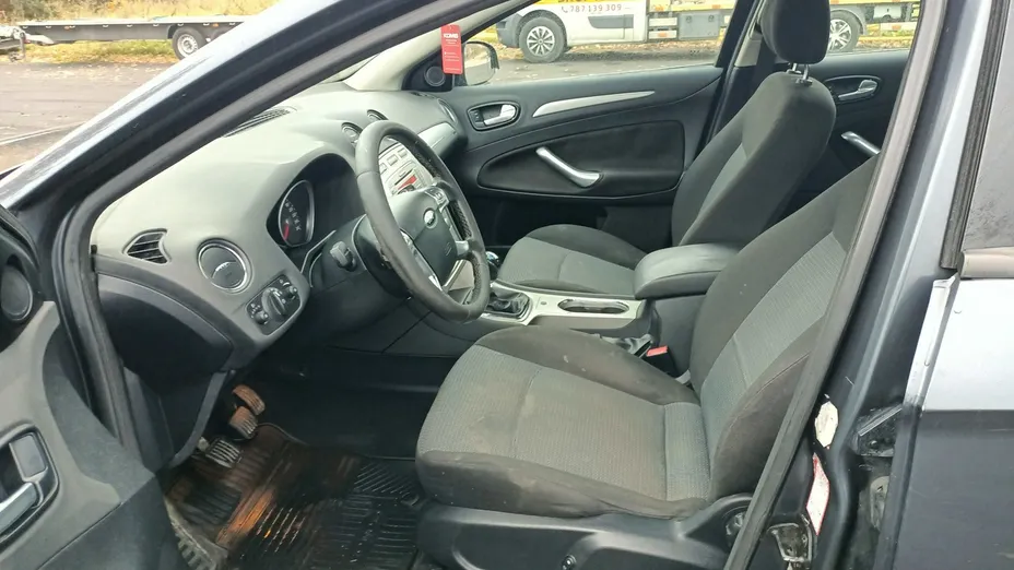 FORD Mondeo -