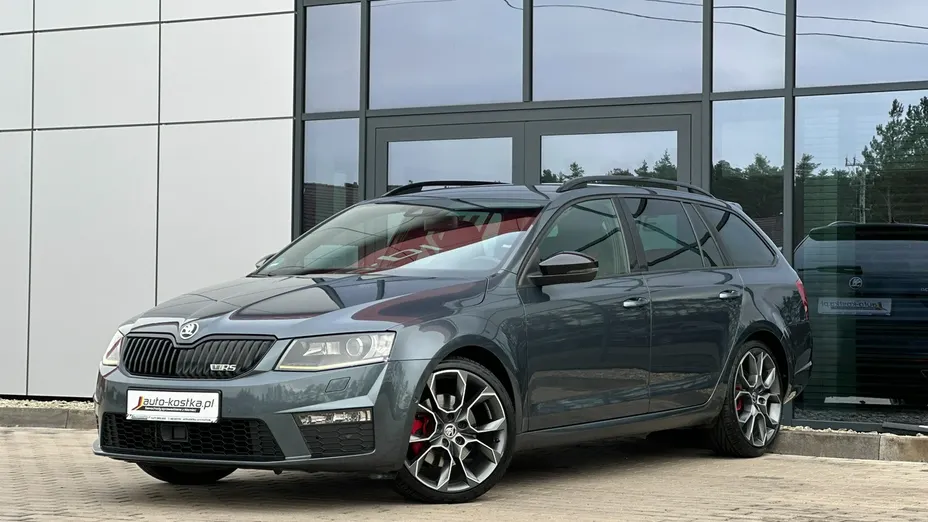 SKODA Octavia -