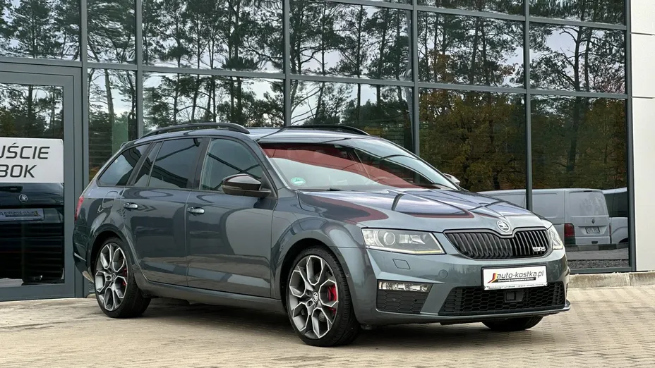 SKODA Octavia -