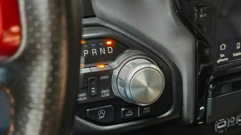 RAM 1500 -