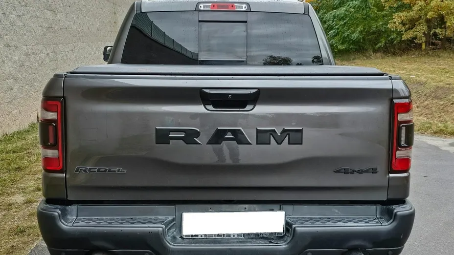 RAM 1500 -