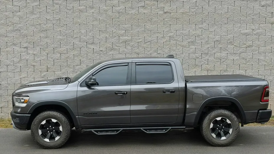 RAM 1500 -