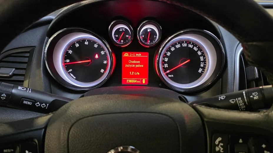 OPEL Astra -