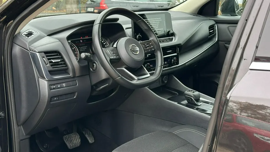 NISSAN Qashqai -