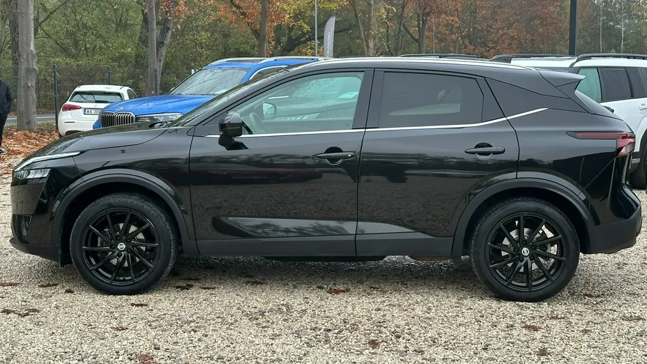 NISSAN Qashqai -