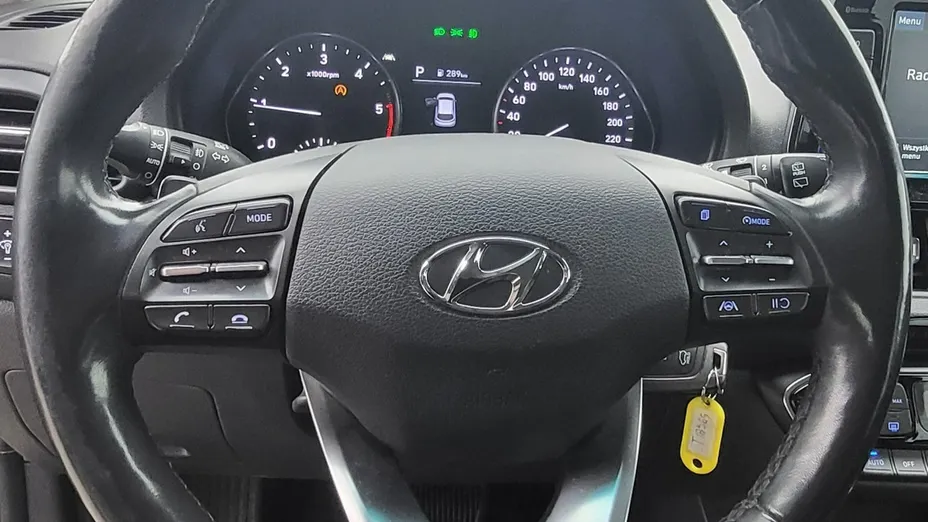HYUNDAI i30 -