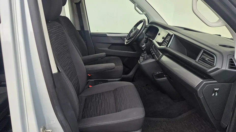 VOLKSWAGEN Multivan -