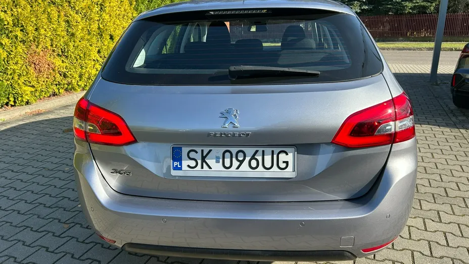 PEUGEOT 308 -
