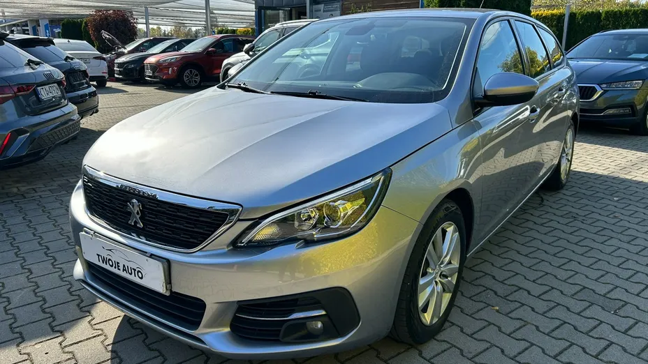 PEUGEOT 308 -