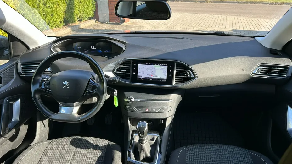PEUGEOT 308 -