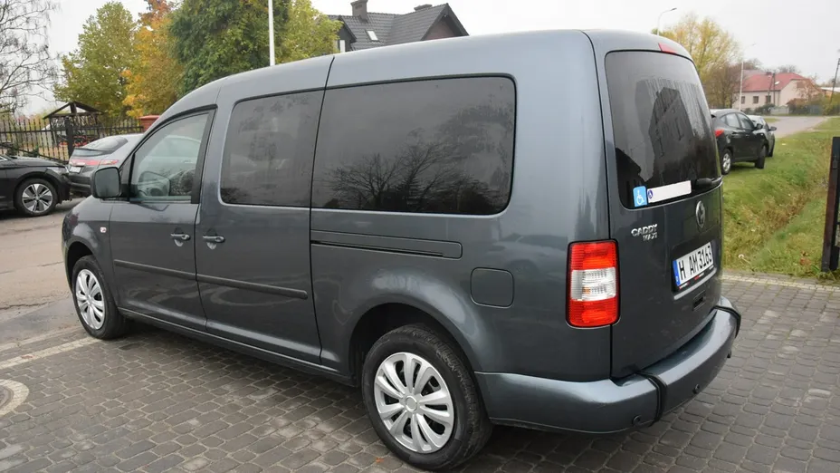 VOLKSWAGEN Caddy -