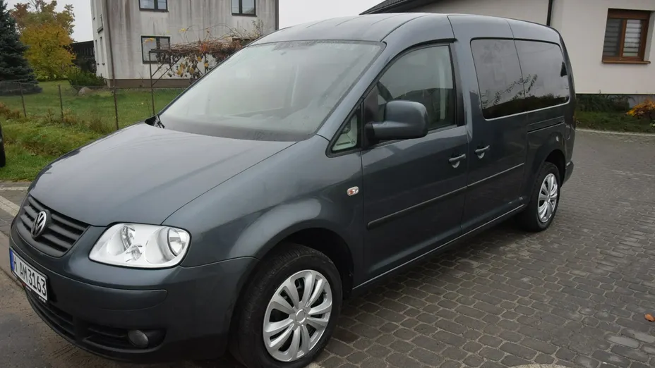 VOLKSWAGEN Caddy -