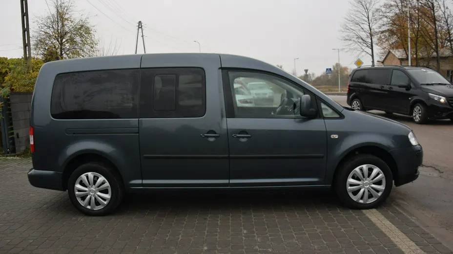 VOLKSWAGEN Caddy -