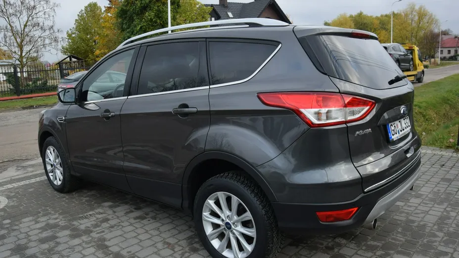 FORD Kuga -