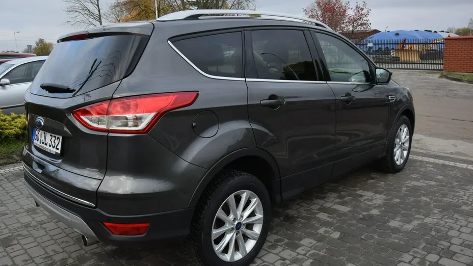 FORD Kuga -