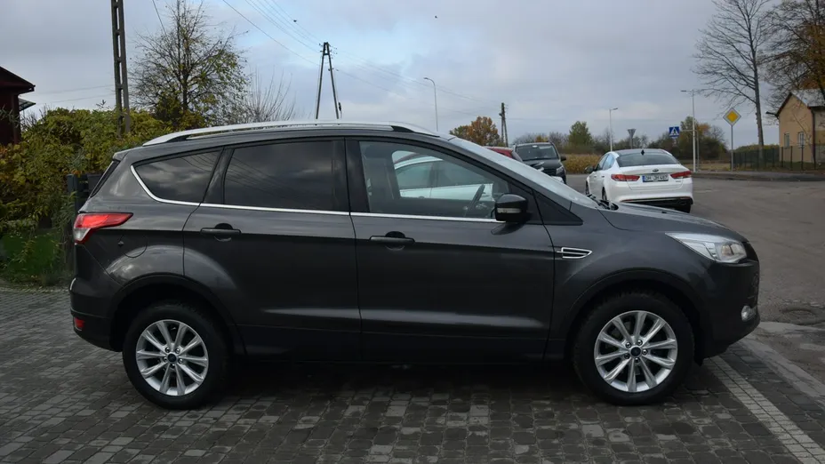 FORD Kuga -