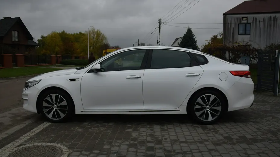 KIA Optima -