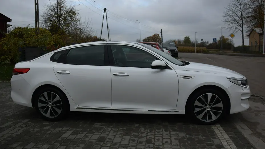 KIA Optima -