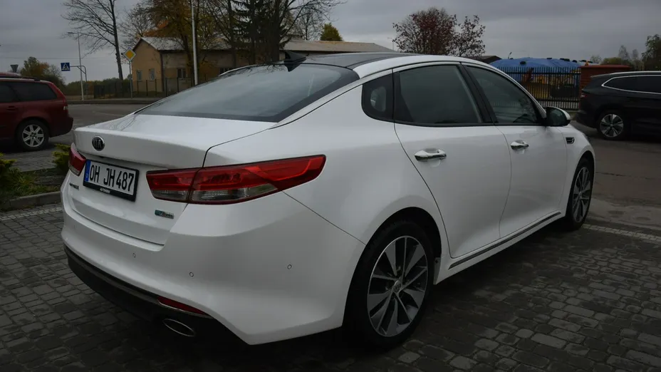 KIA Optima -