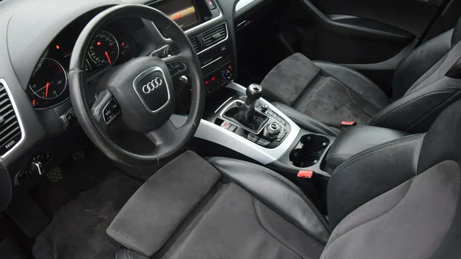 AUDI Q5 -