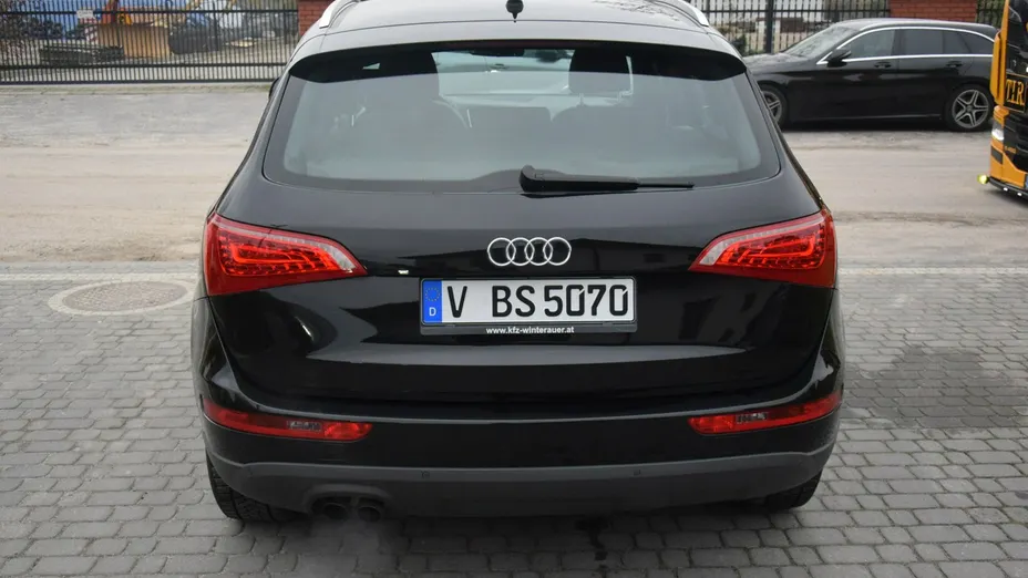AUDI Q5 -
