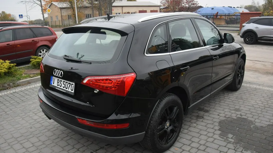 AUDI Q5 -