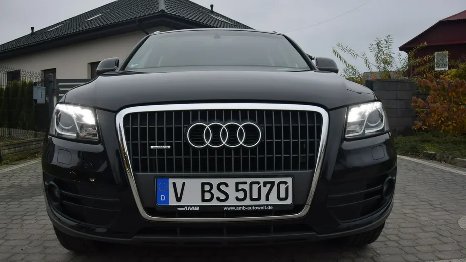 AUDI Q5 -
