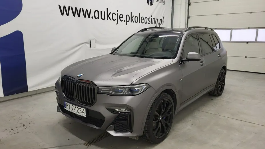 BMW X7 -
