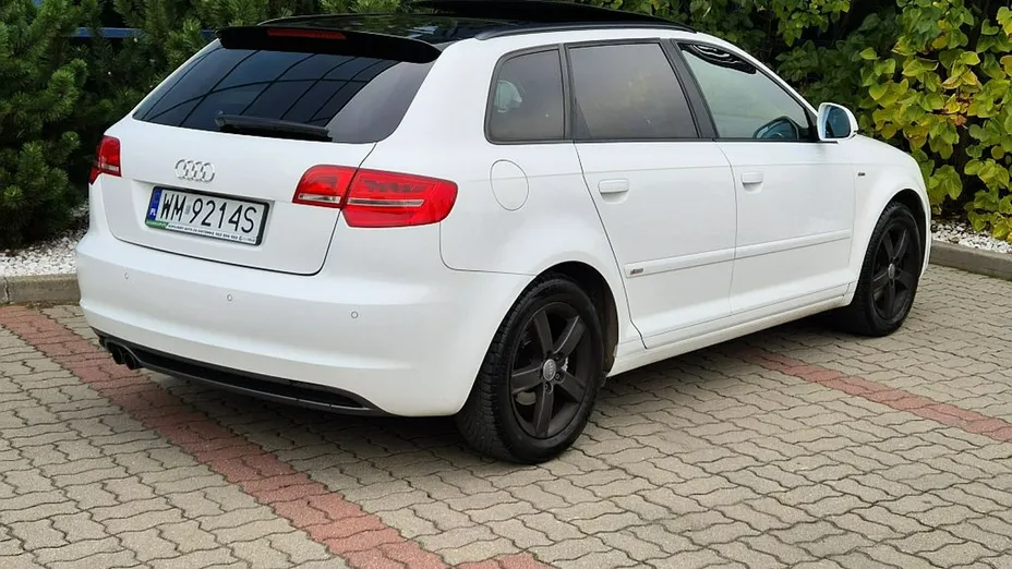 AUDI A3 Sportback -