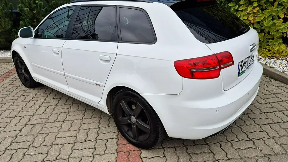 AUDI A3 Sportback -