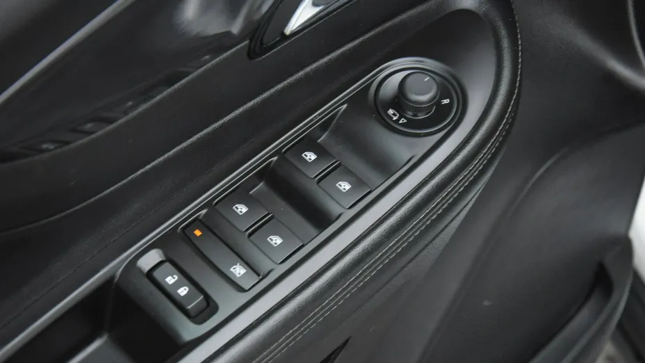 OPEL Mokka -
