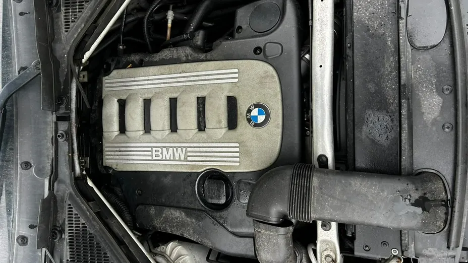 BMW X6 -