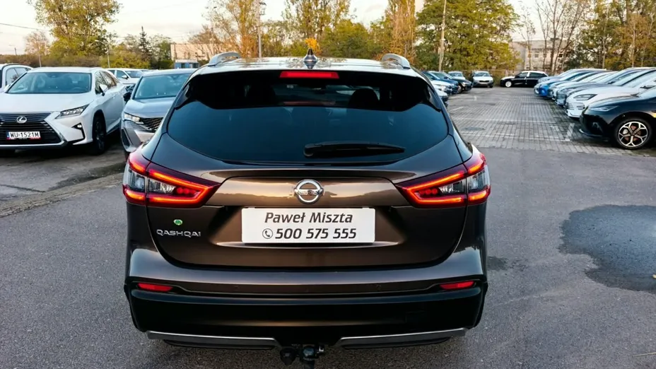 NISSAN Qashqai -
