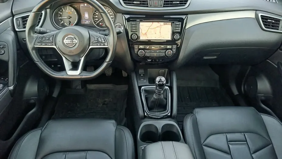 NISSAN Qashqai -