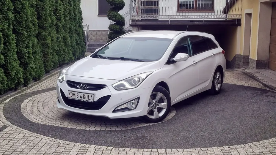 HYUNDAI i40 -